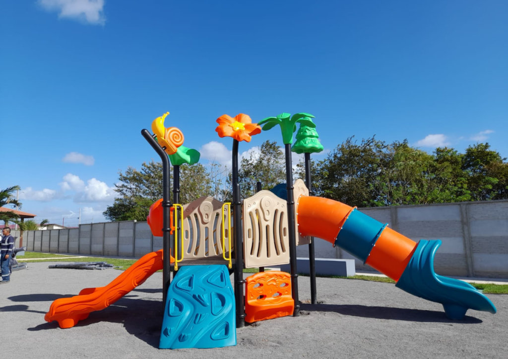 fabricantes de parques infantiles de exterior- Miracle Play